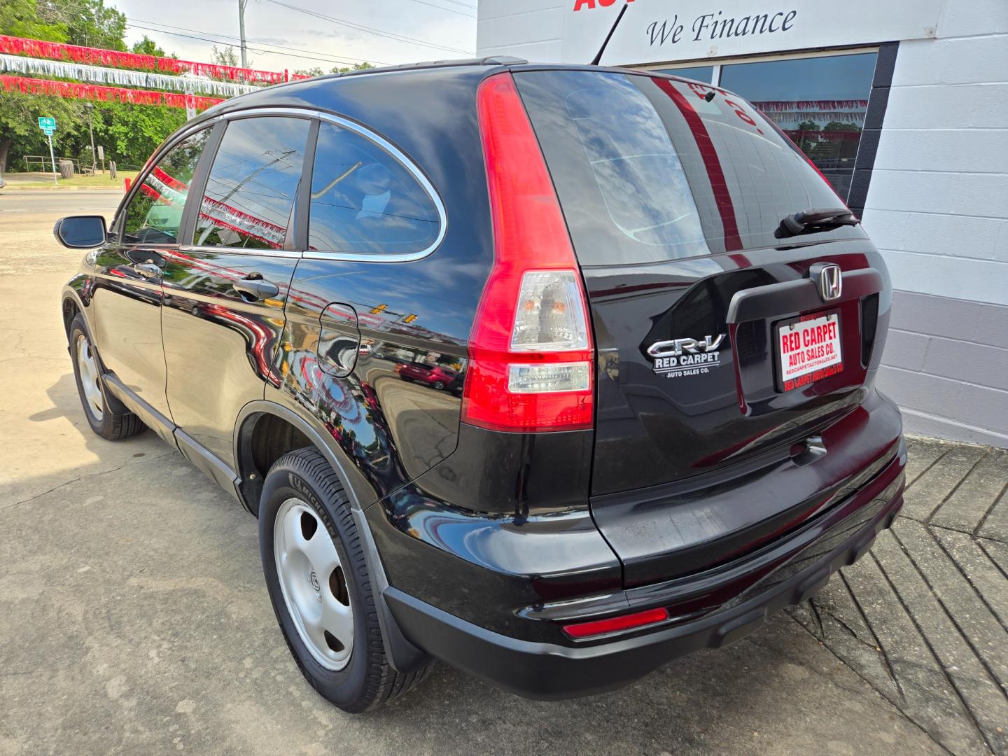 2010 Black Honda CR-V LX 2WD 5-Speed AT (5J6RE3H38AL) with an 2.4L L4 DOHC 16V engine, 5-Speed Automatic transmission, located at 503 West Court, Seguin, TX, 78155, (830) 379-3373, 29.568621, -97.969803 - 2010 Honda CR-V LX 2WD with a 2.4L L4 DOHC 16V, Automatic, Tilt, Cruise, AM/FM/CD/AUX Stereo, Power Windows, Locks and Side Mirrors, Tinted Windows, Alloy Wheels, Rear Wiper, Rear Defroster and more!! - Photo#3